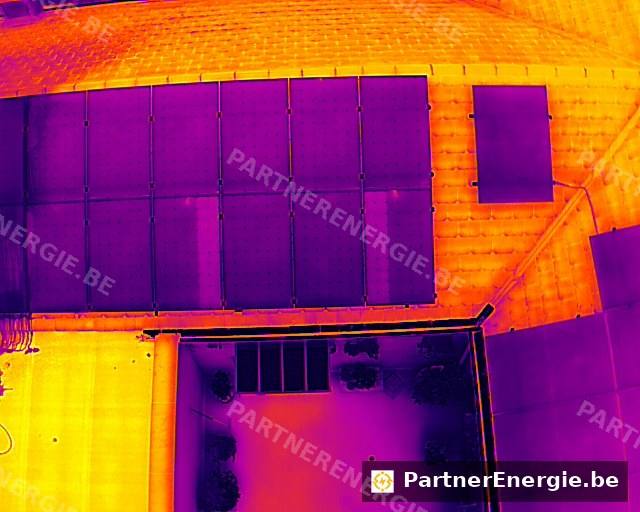 Thermographie palette magma d'une installation photovoltaïque résidentielle