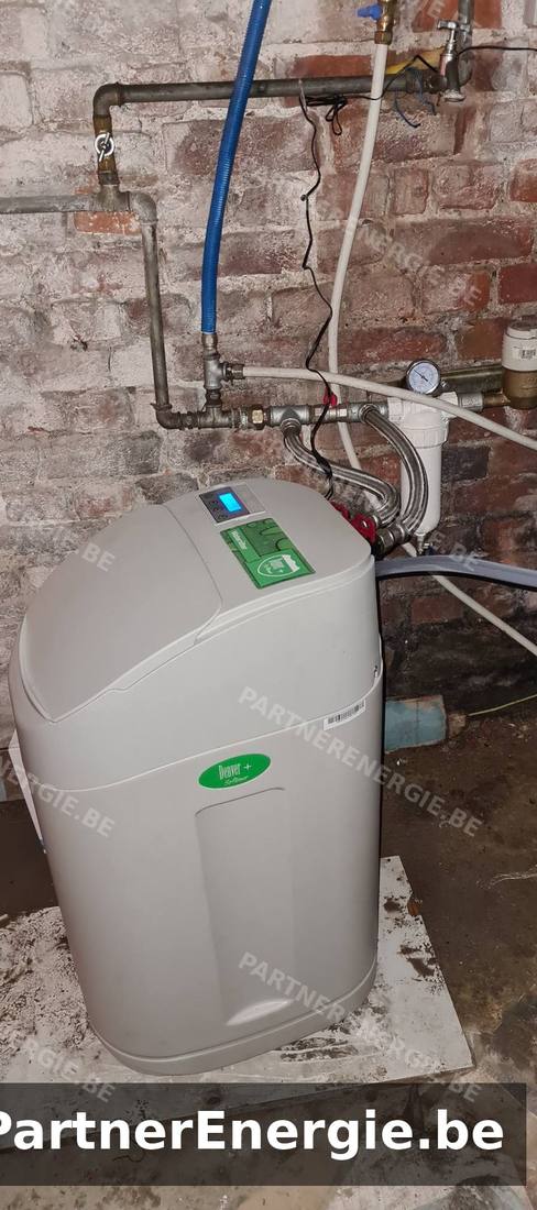 Filtre à cartouche sur l'arrivée d'eau principale — Partner Energie